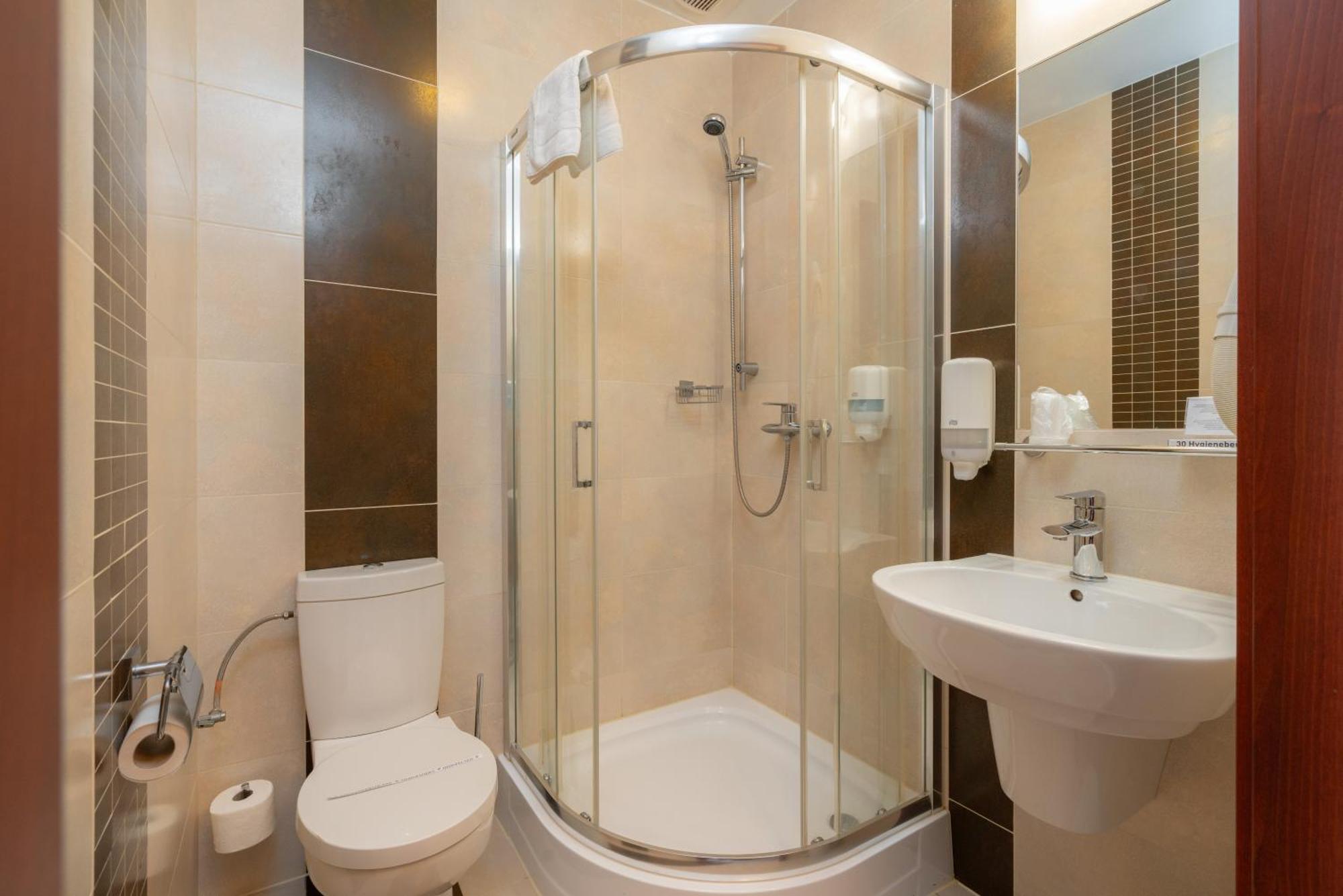 Hotel Badura Wadowice Exterior photo