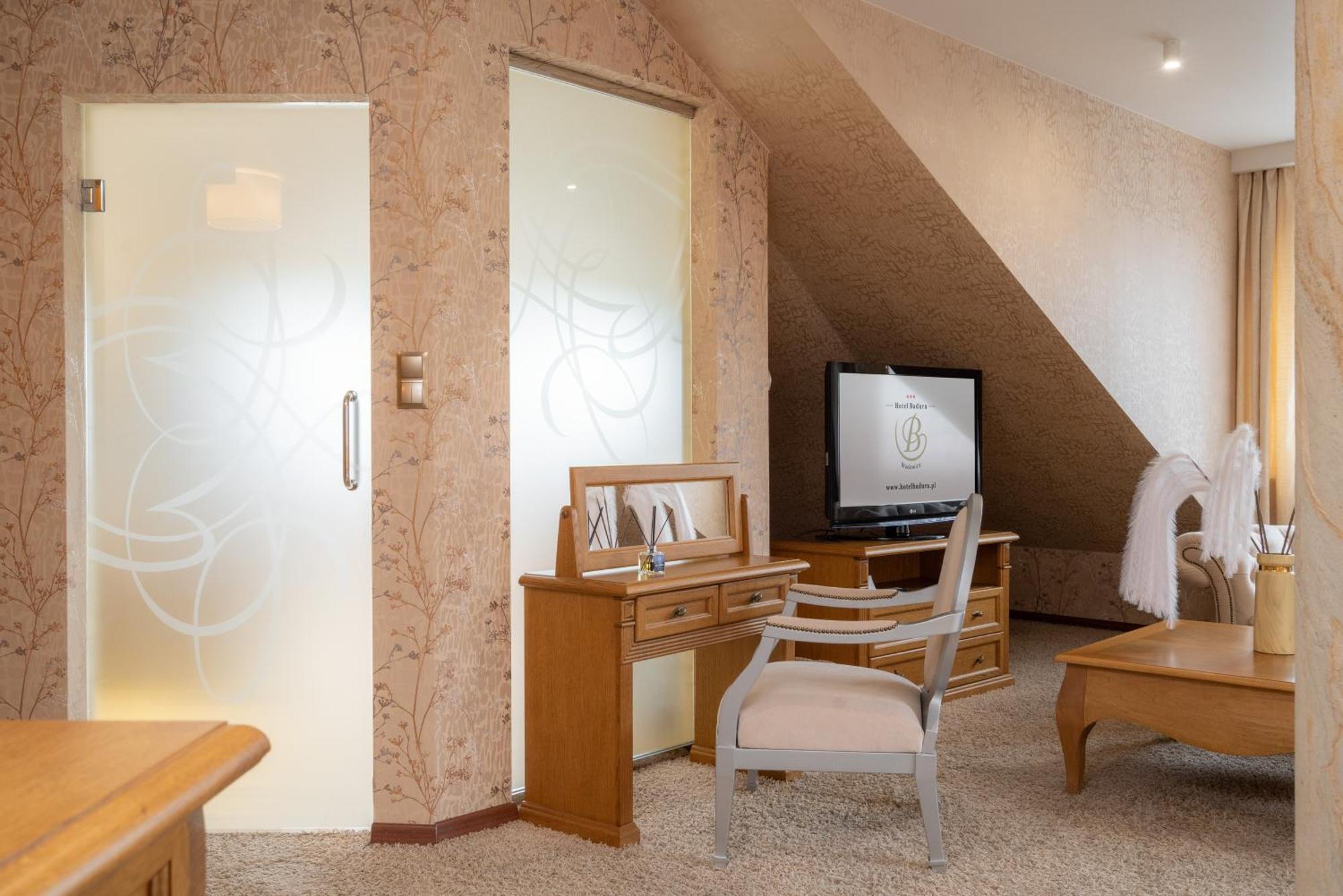 Hotel Badura Wadowice Exterior photo
