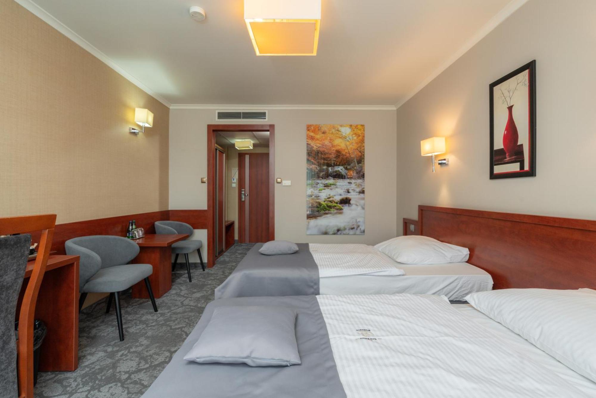 Hotel Badura Wadowice Exterior photo