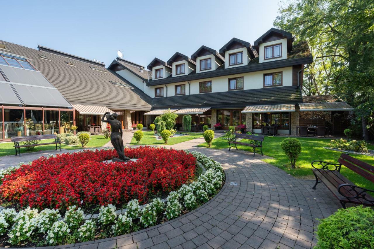 Hotel Badura Wadowice Exterior photo