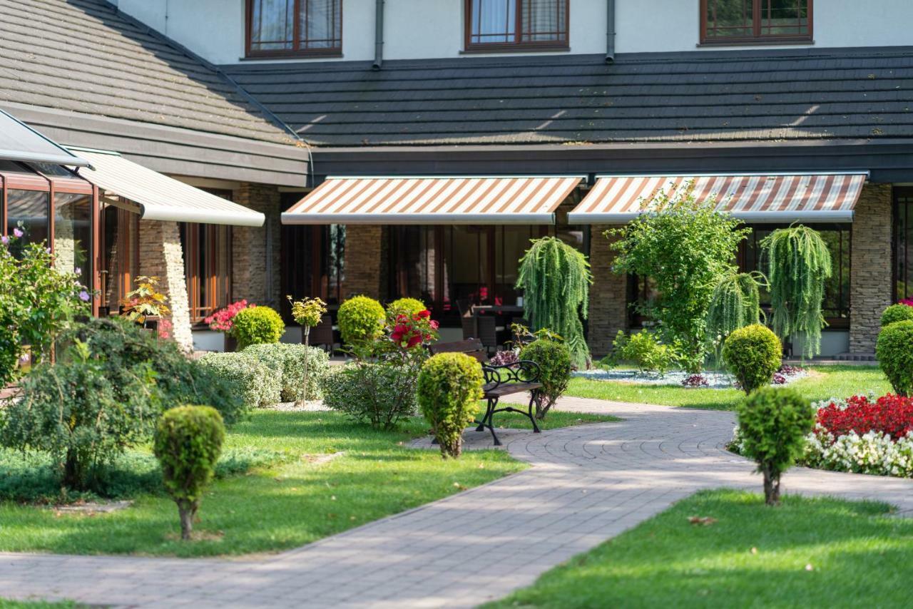 Hotel Badura Wadowice Exterior photo